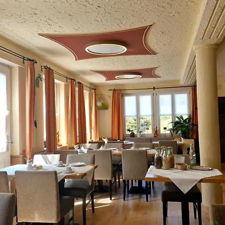 Hotel-gasthaus Zur Eiche Herberg 3*