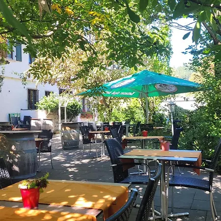 Hotel-gasthaus Zur Eiche Herberg Hausach