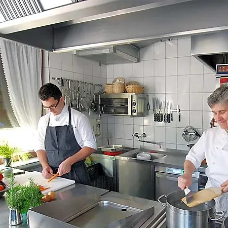 Zajazd Hotel-gasthaus Zur Eiche 3*