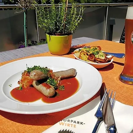 Zajazd Hotel-gasthaus Zur Eiche 3*