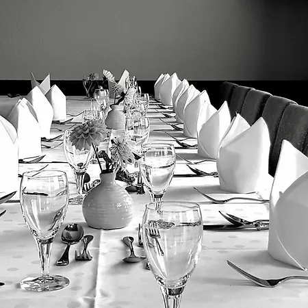 Hotel-gasthaus Zur Eiche Inn